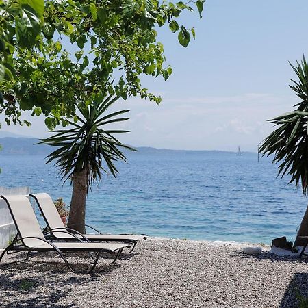 Salt & Sun Apartments By Konnect, At Kaminaki Beach Niszáki Kültér fotó