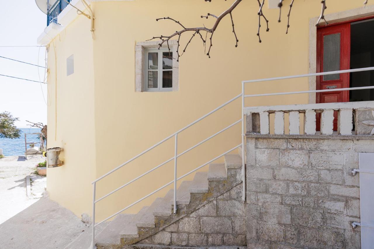 Salt & Sun Apartments By Konnect, At Kaminaki Beach Niszáki Kültér fotó