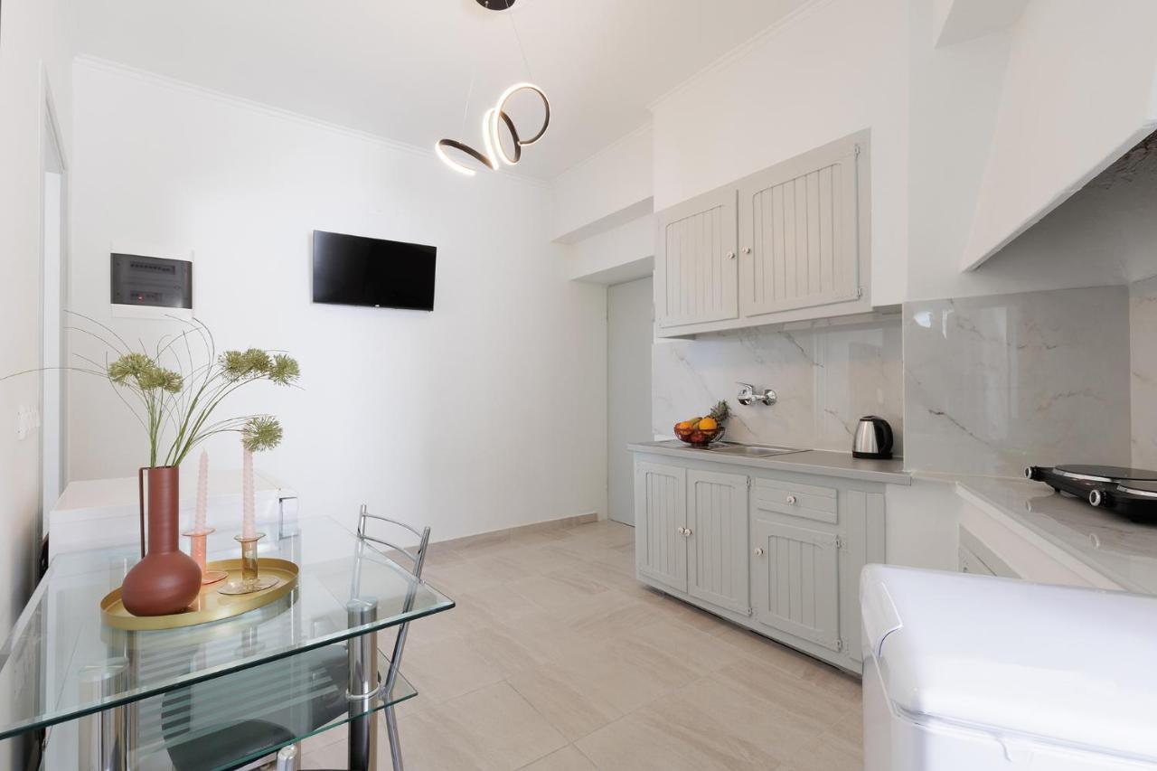 Salt & Sun Apartments By Konnect, At Kaminaki Beach Niszáki Kültér fotó